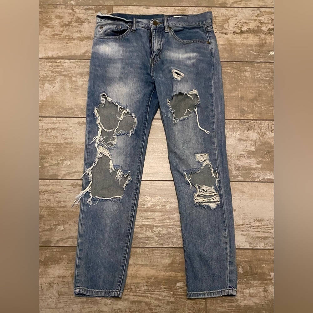 Pistola Bobby High Rise Distressed Boyfriend Ankle Jeans 26